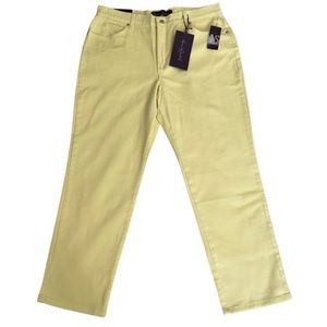 NWT Gloria Vanderbilt Pants